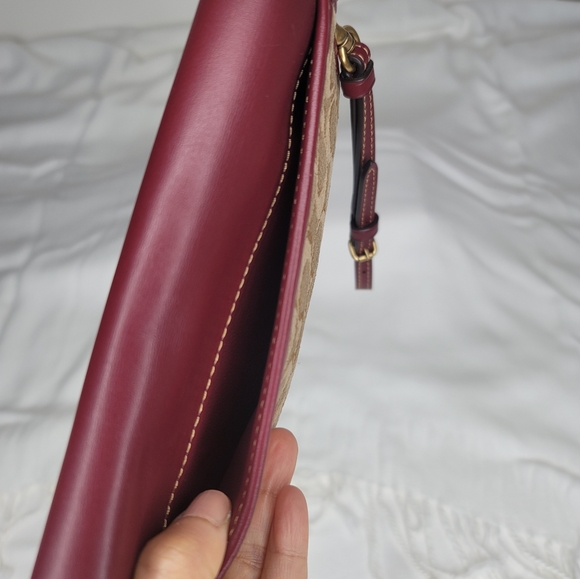 Coach leather wristlet - Picture 3 of 7